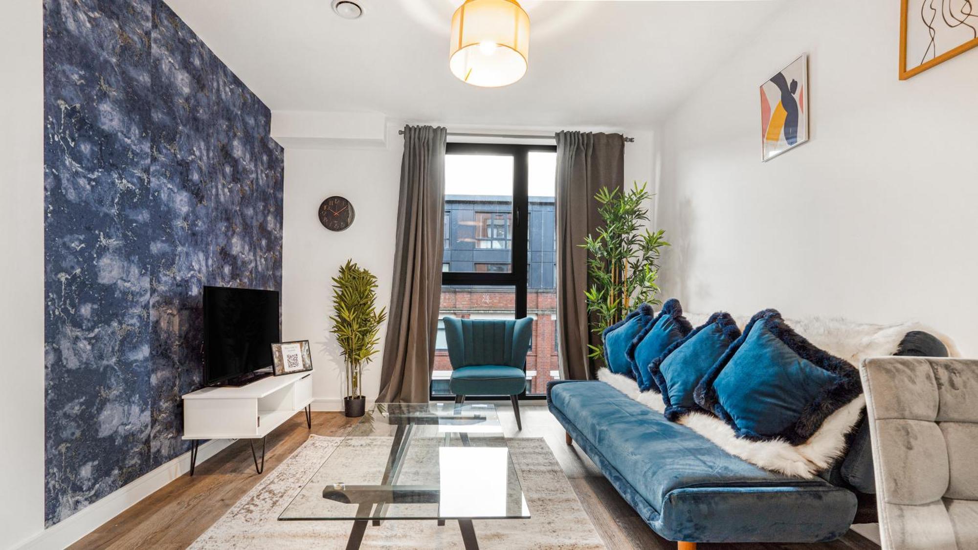 Oceanic Bliss: 2 Bed 2 Bath + Free Park + Netflix Apartment Birmingham Exterior photo